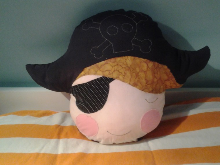Cojín Pirata inspirado en Rita & Nico Blocks
